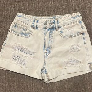 Pacsun light wash distressed jean shorts